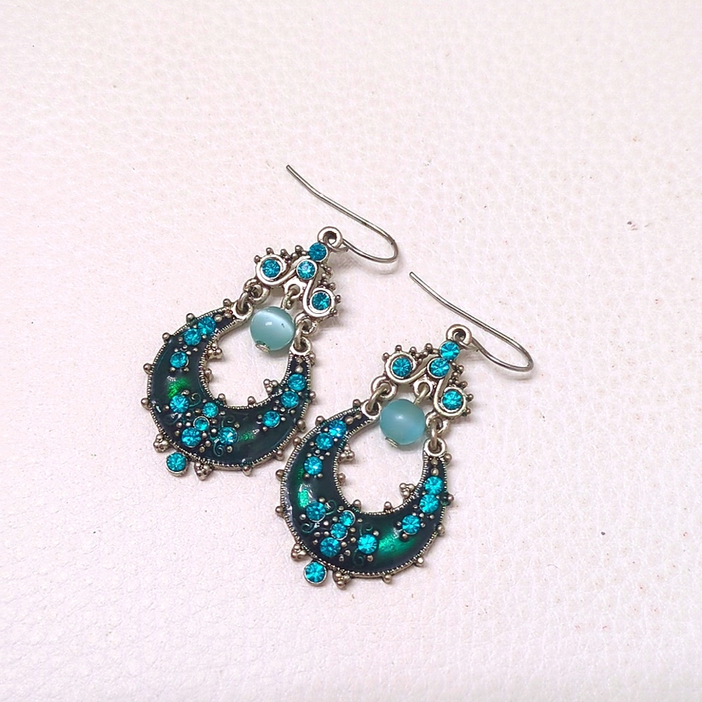 Turquoise Bead Crystal Dangle Earrings